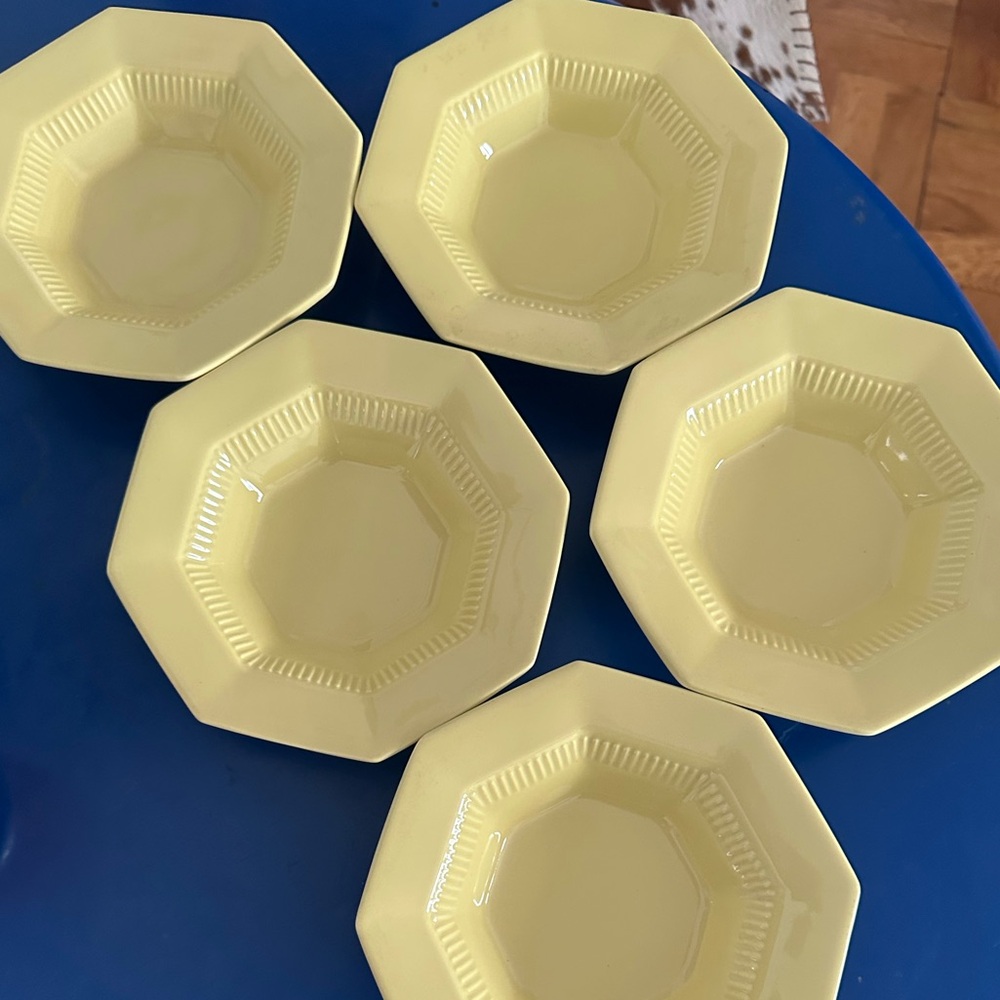 Vintage Independence Ironstone Octagonal Yellow Fruit Bowl Set